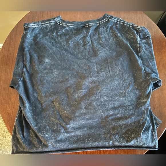 AC/DC crop shirt - Picture 4 of 4